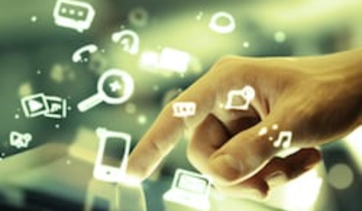 Get Ready to Deliver Customer Service through Social Media in the Contact Center