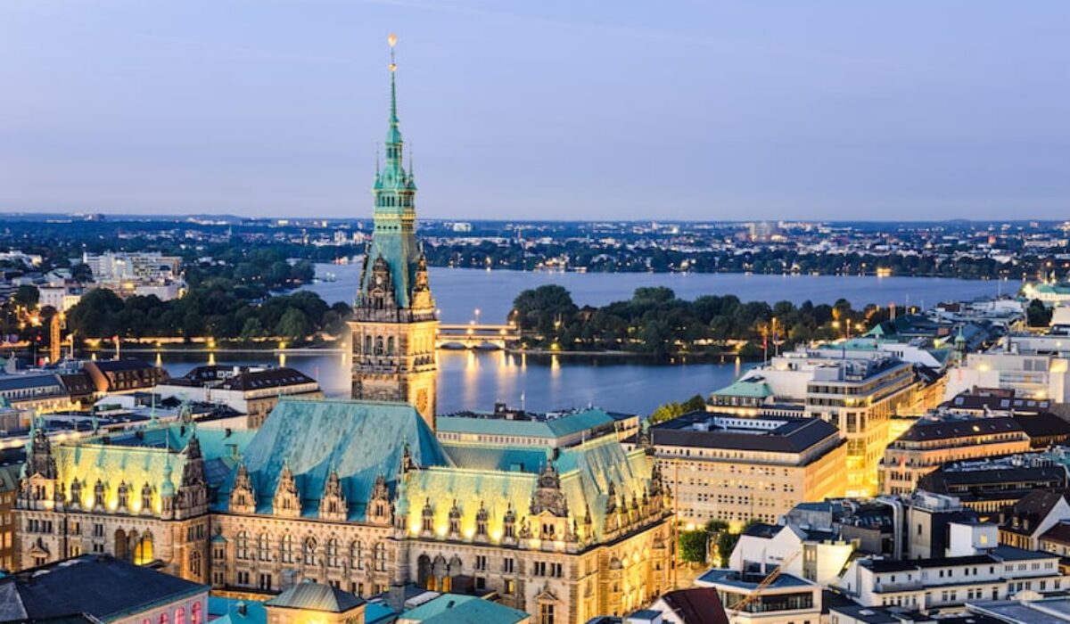 GIGABYTE to expand in Hamburg: breaking the ground for new European head office in the district of Wandsbek