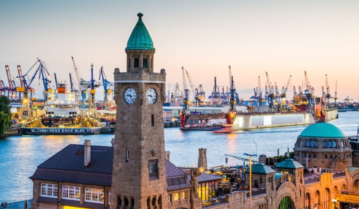 Cover Story – Germany Open for Business