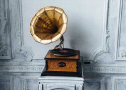 What Are The Importing Procedure For Electrical Machinery, Telecommunications Equips, Sound Recorders And Parts