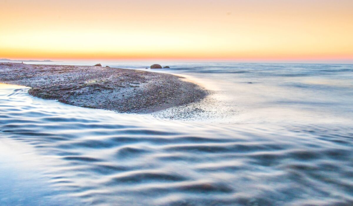 Market Report: Calmer Conditions